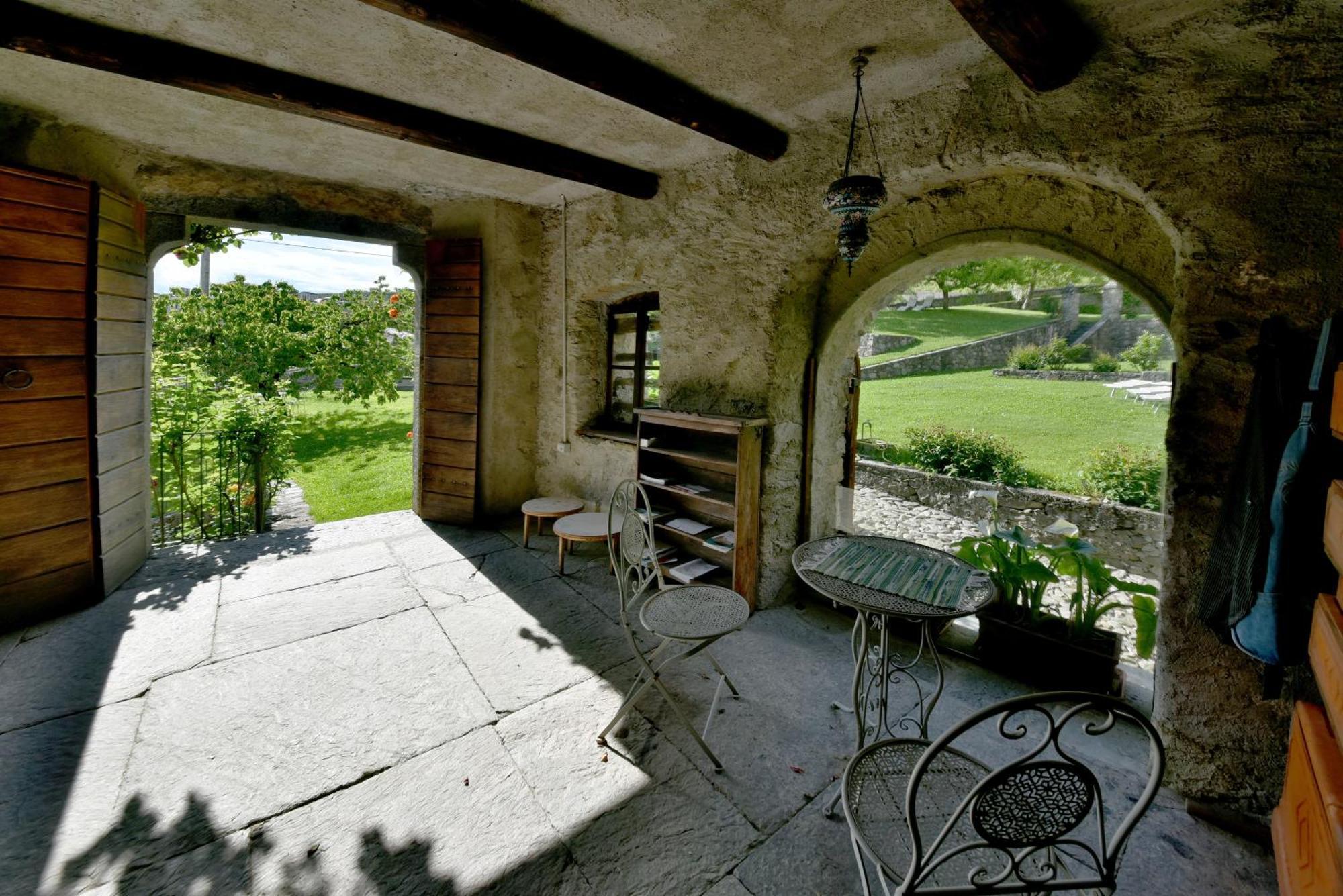 Piano Nobile Al Roseto Del Drago Villa San Bernardo  Eksteriør bilde