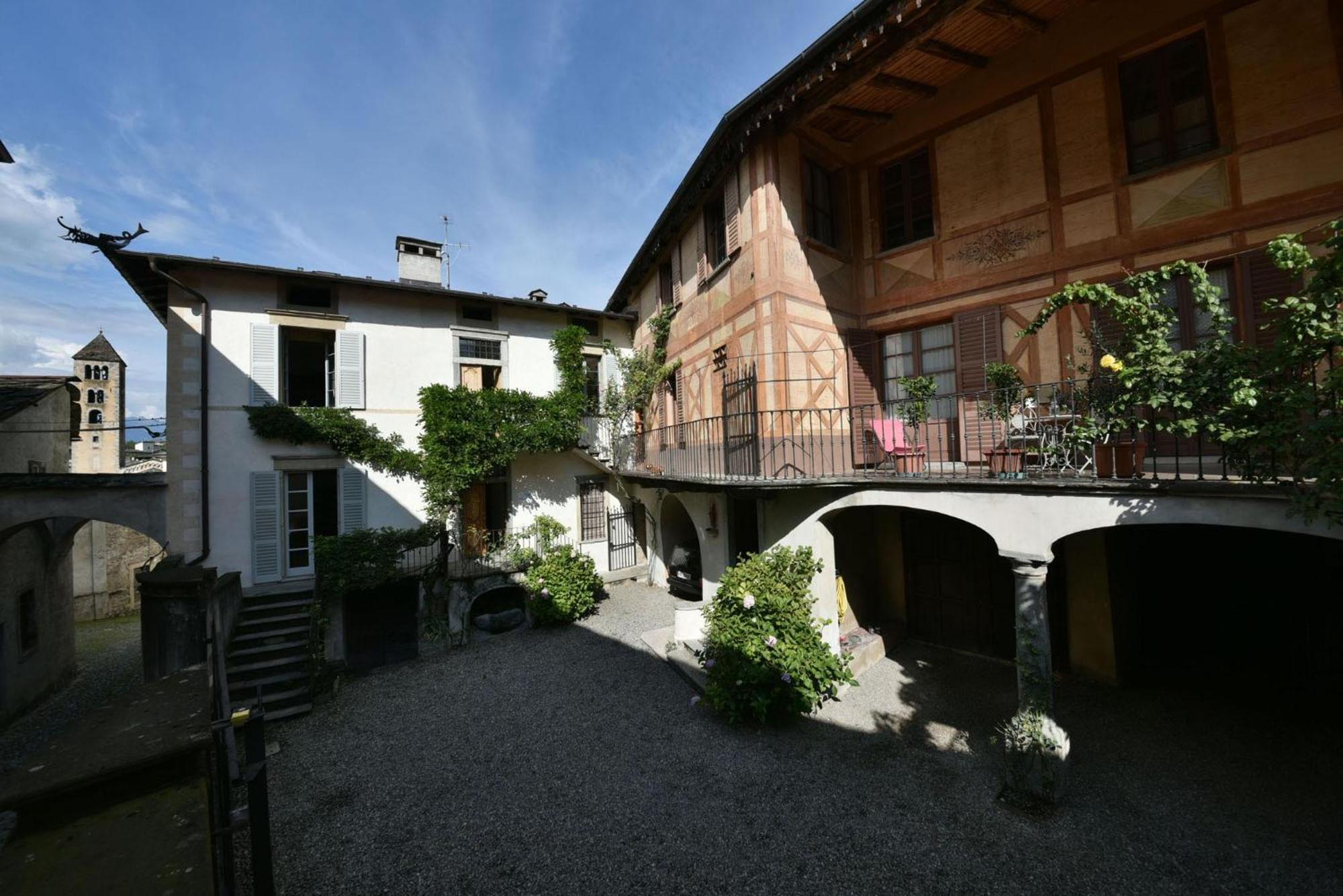 Piano Nobile Al Roseto Del Drago Villa San Bernardo  Eksteriør bilde