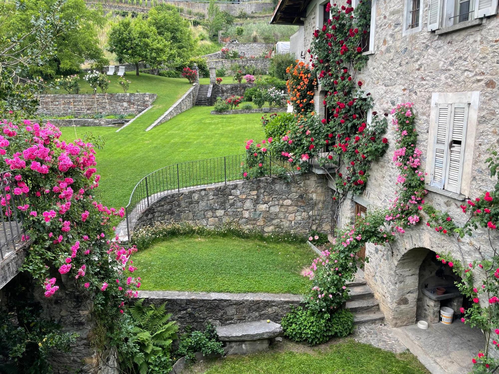 Piano Nobile Al Roseto Del Drago Villa San Bernardo  Eksteriør bilde