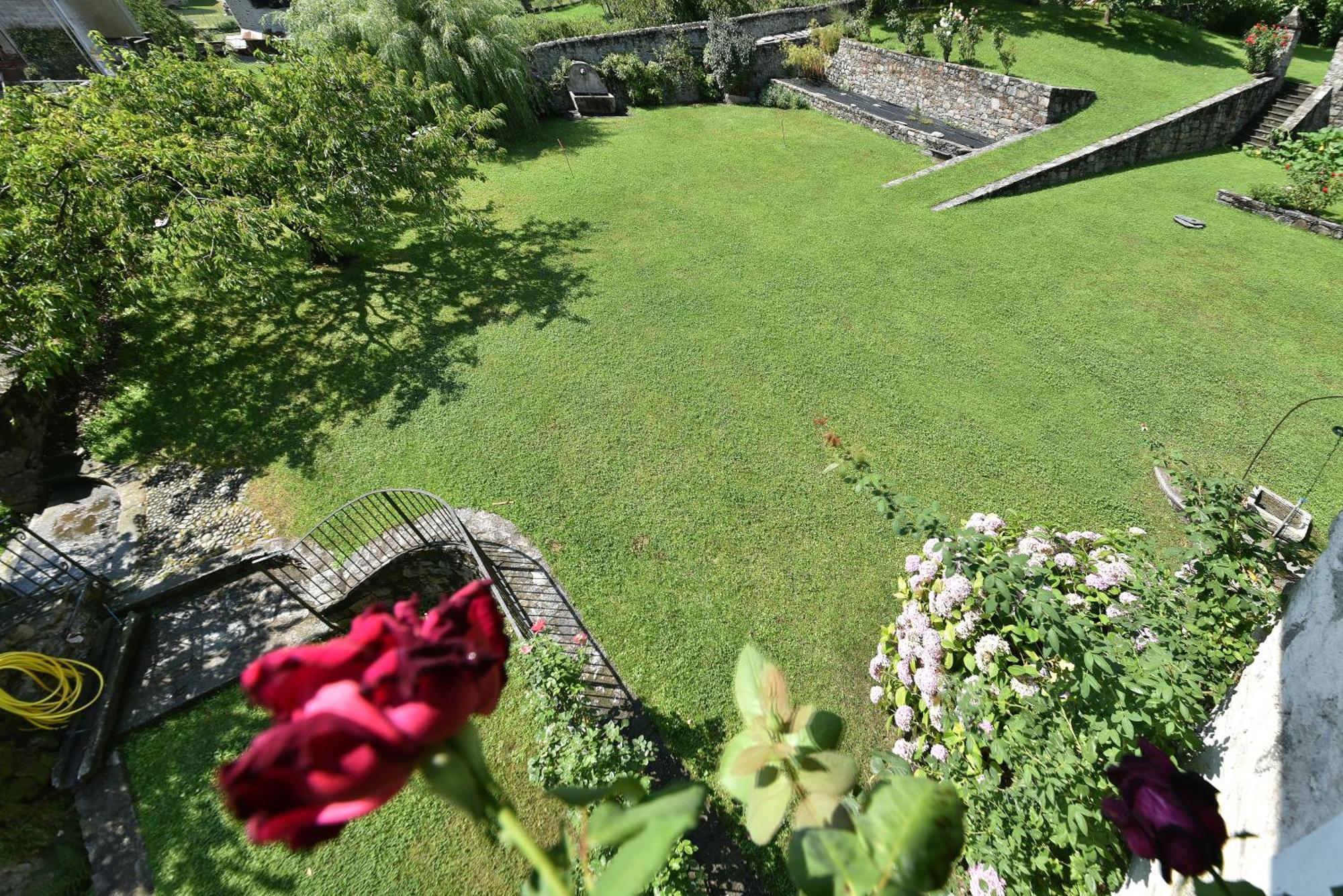 Piano Nobile Al Roseto Del Drago Villa San Bernardo  Eksteriør bilde